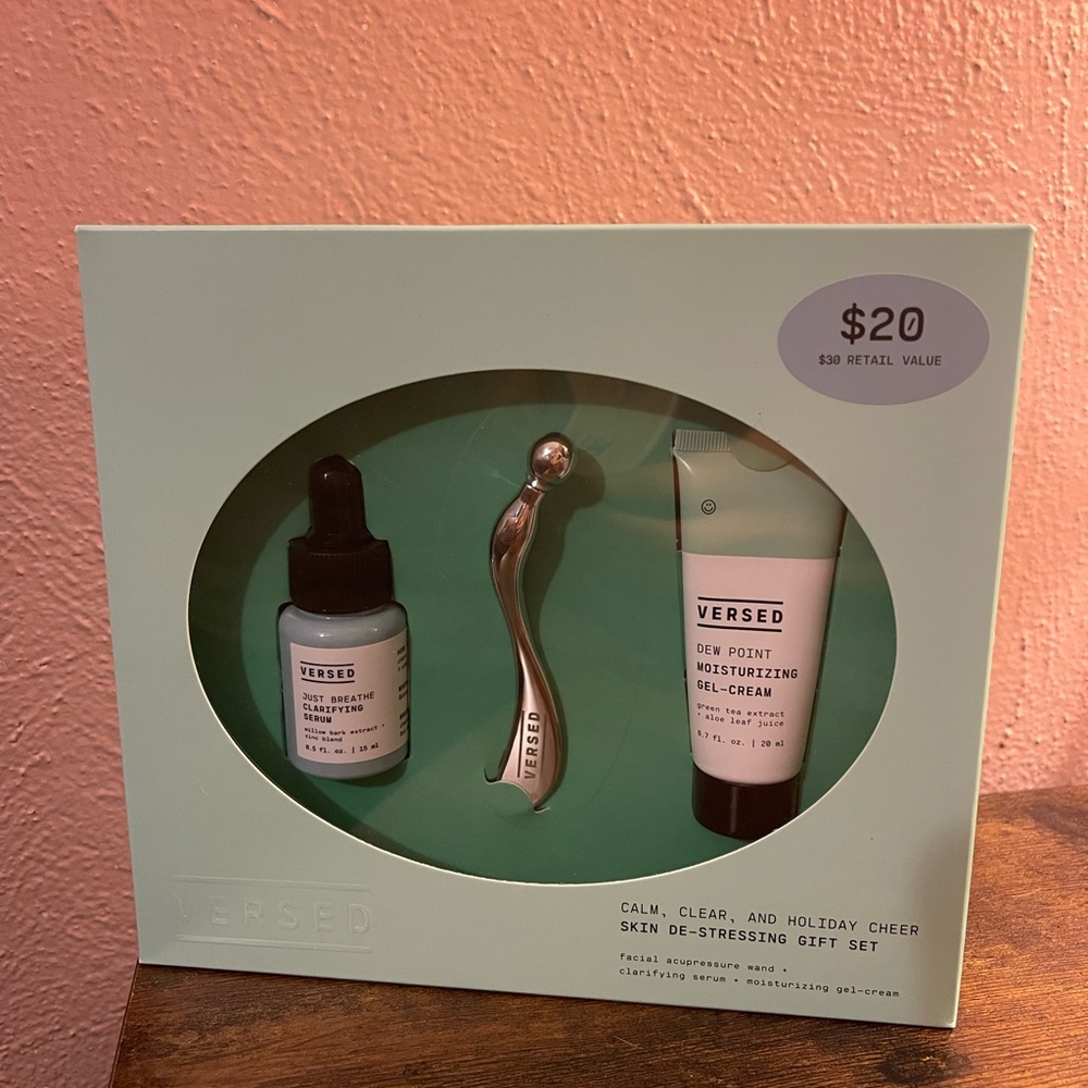 VERSED skin destressing set